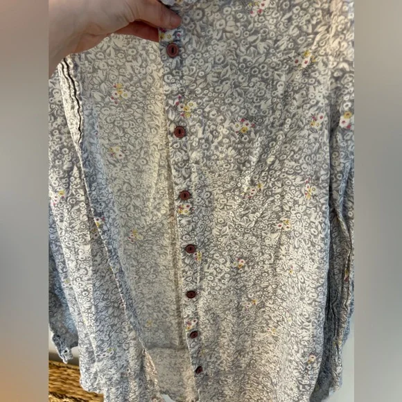 April Cornell button down shirt size medium - Picture 2 of 6